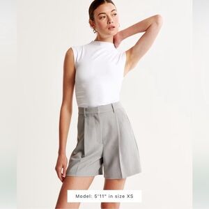 Abercrombie & Fitch Ultra High Rise Tailored Short